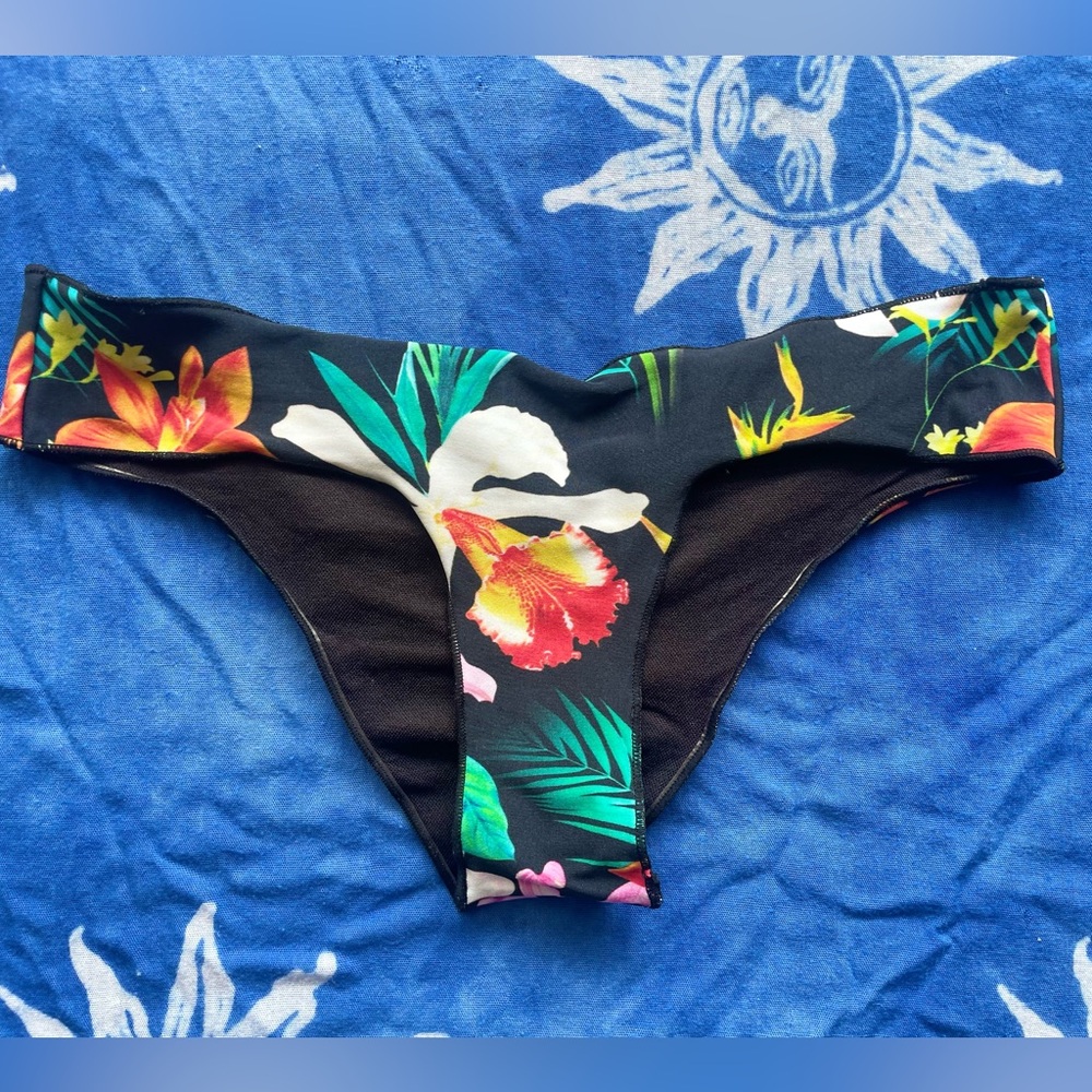 Rip Curl Juniors bikini bottoms